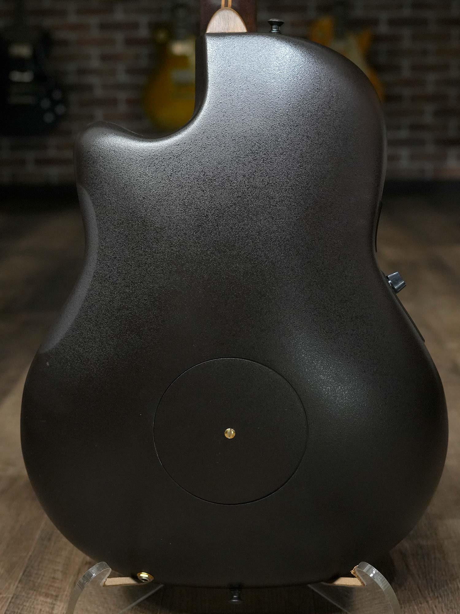 Ovation 1881-NB2 Adamas II Super Shallow Solid Red